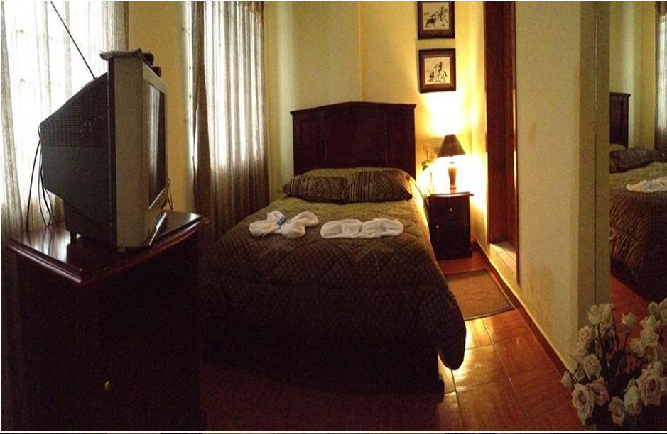 Hostal Jora Continental Cotacachi Zimmer foto
